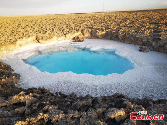 Gem-like lake in Qaidam Basin