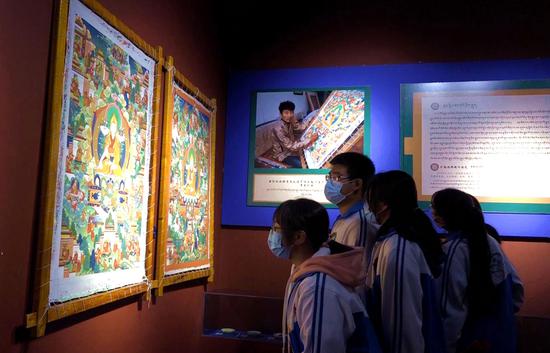 Exhibition of Lhasa's intangible cultural heritage opens at Tibet Yak Museum