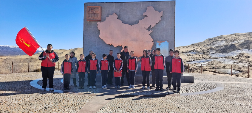 一八五团组织开展屯垦戍边爱国主义教育活动