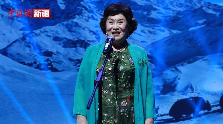 来听！著名评书表演艺术家刘兰芳倾情讲述“醉”美阿克苏