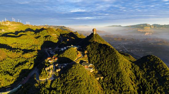 梅花山旅游景区梅花坪风光。郭君海 摄 梅花山旅游景区梅花坪风光。郭君海 摄
