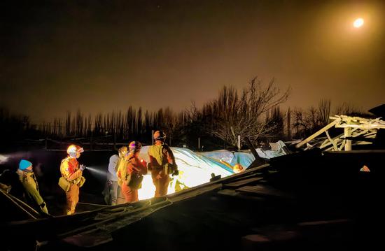7.1-magnitude quake hits Xinjiang